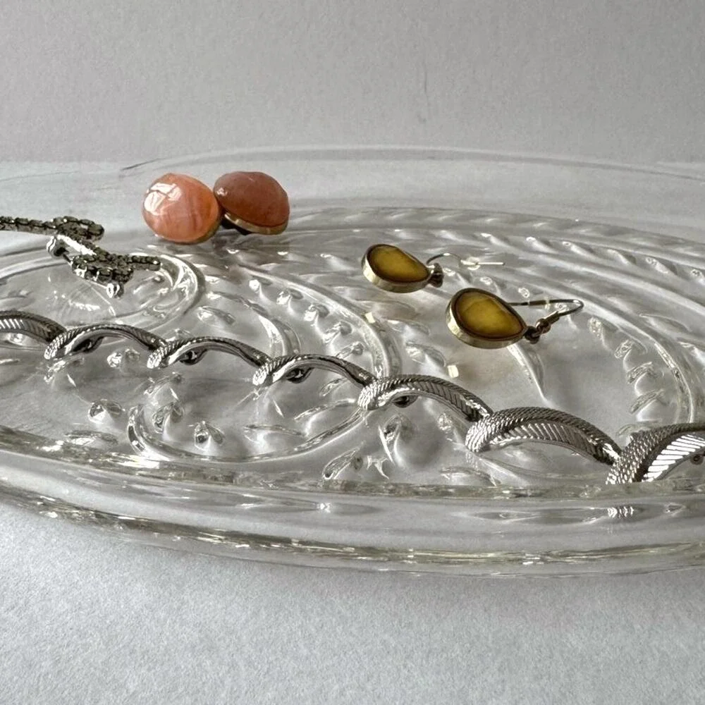 Pressed Glass Catchall Dish Paisley Leaf Embossed Vanity Tray